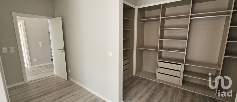 House T4 in Azeitão (São Lourenço e São Simão) of 243 m²