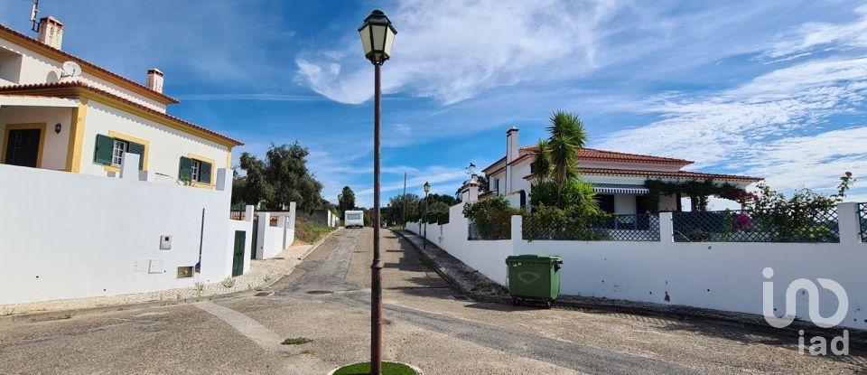 Terreno em Chamusca e Pinheiro Grande de 647 m²