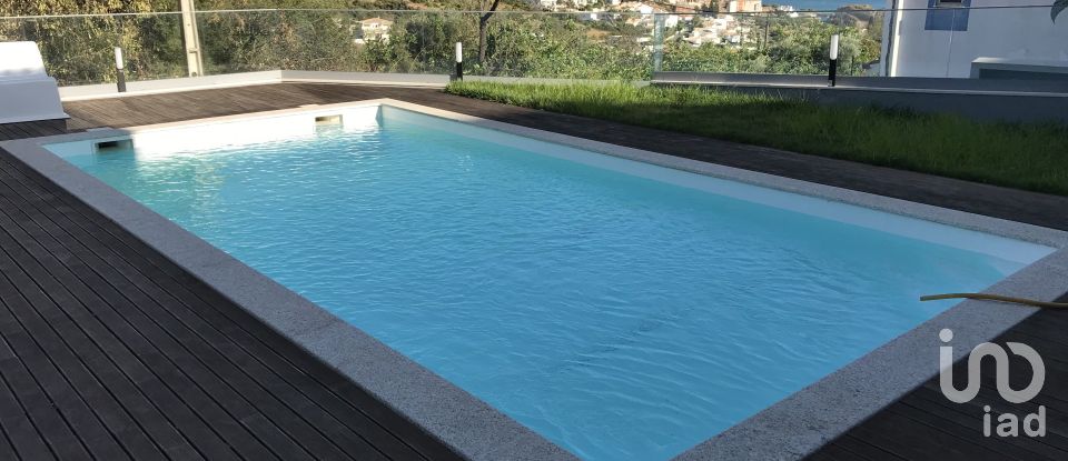 Moradia T3 em Albufeira e Olhos de Água de 369 m²