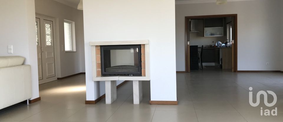 Moradia T3 em Albufeira e Olhos de Água de 369 m²