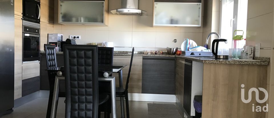 Moradia T3 em Albufeira e Olhos de Água de 369 m²