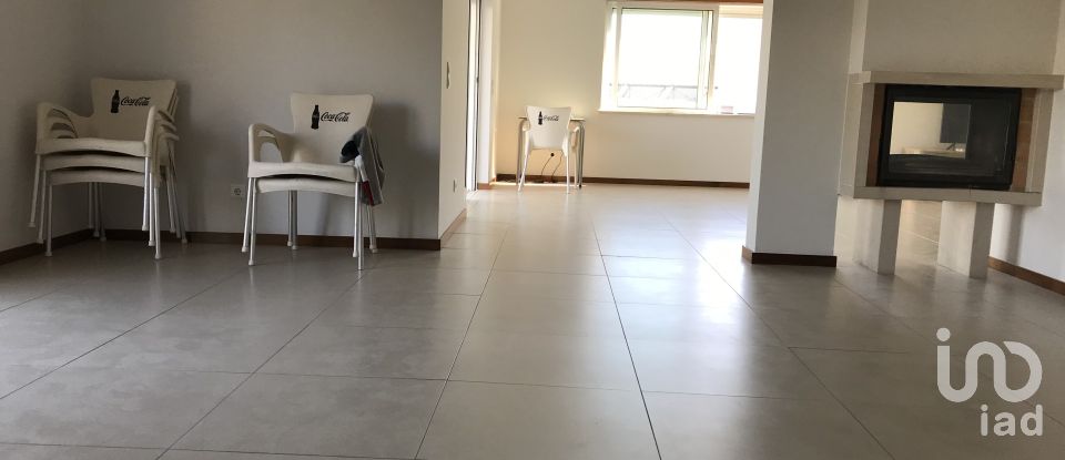 Moradia T3 em Albufeira e Olhos de Água de 369 m²