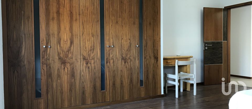 Moradia T3 em Albufeira e Olhos de Água de 369 m²