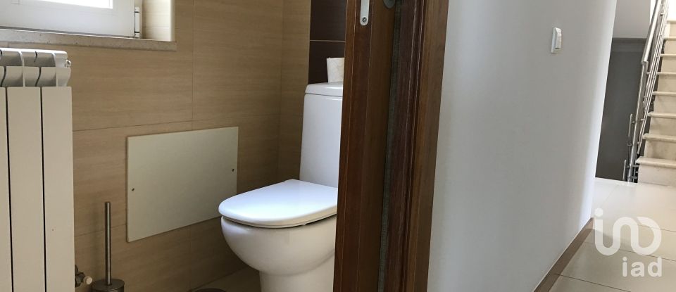 Moradia T3 em Albufeira e Olhos de Água de 369 m²