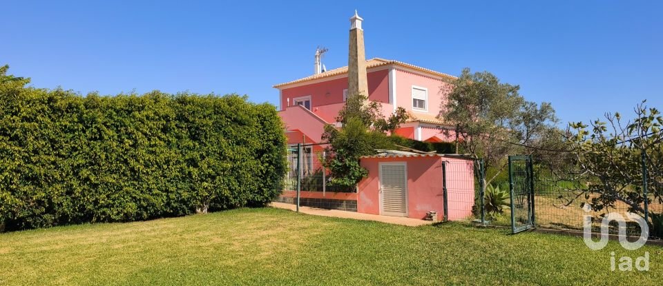 Moradia T4 em Vila Nova de Cacela de 233 m²