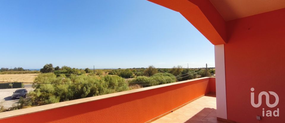 Moradia T4 em Vila Nova de Cacela de 233 m²