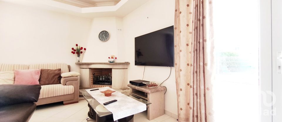 Moradia T4 em Vila Nova de Cacela de 233 m²