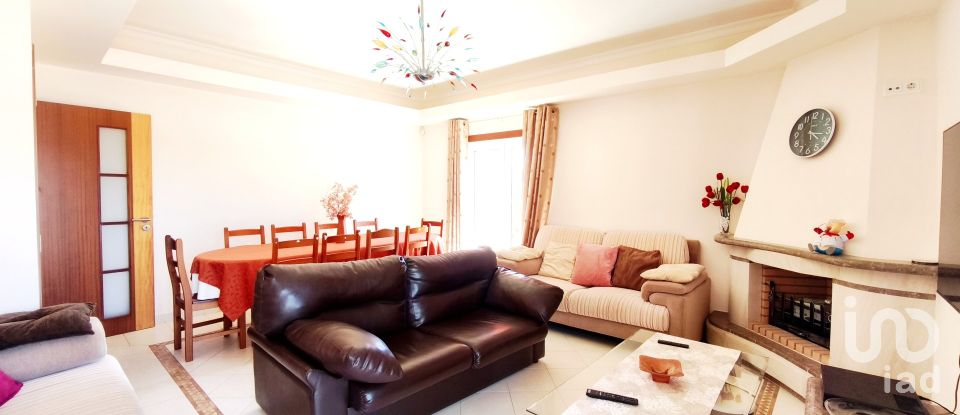 Moradia T4 em Vila Nova de Cacela de 233 m²