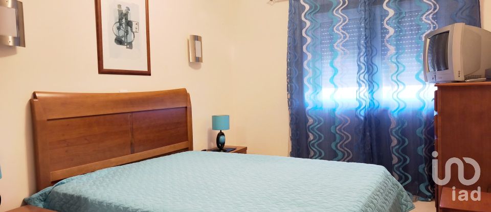 Moradia T4 em Vila Nova de Cacela de 233 m²