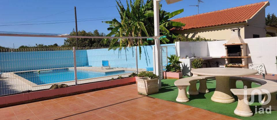 Moradia T4 em Vila Nova de Cacela de 233 m²