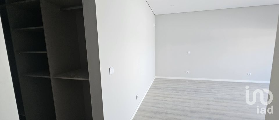 Maison T4 à Azeitão (São Lourenço e São Simão) de 200 m²