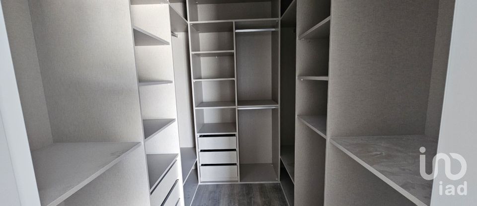 Maison T4 à Azeitão (São Lourenço e São Simão) de 200 m²