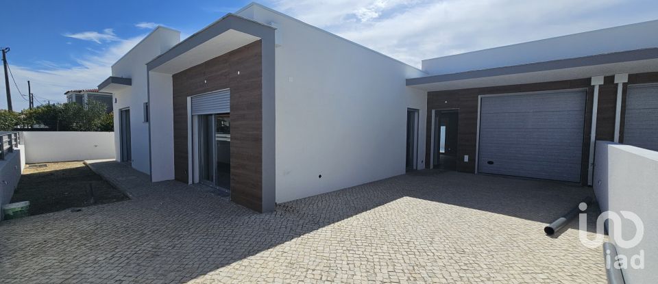 Casa / moradia T4 em Azeitão (São Lourenço e São Simão) de 200 m²