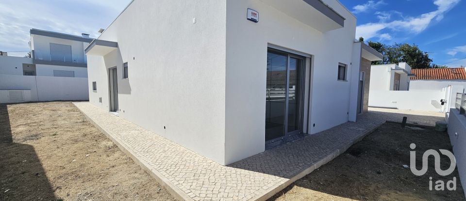 Casa / moradia T4 em Azeitão (São Lourenço e São Simão) de 200 m²