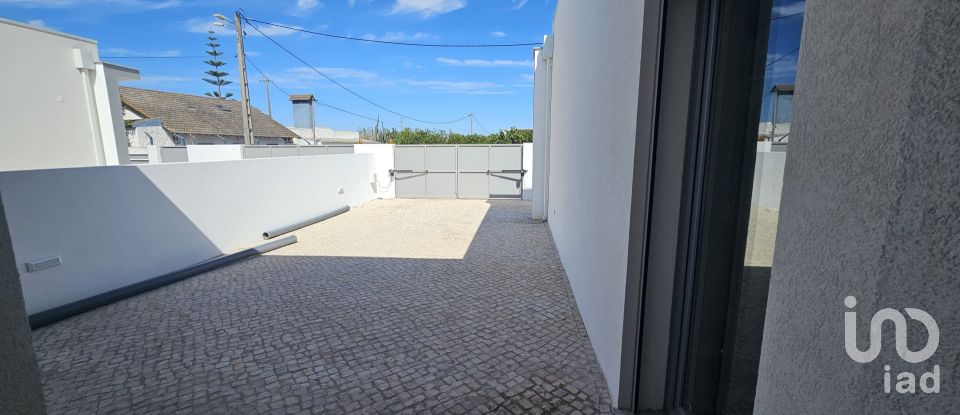 Casa / moradia T4 em Azeitão (São Lourenço e São Simão) de 200 m²