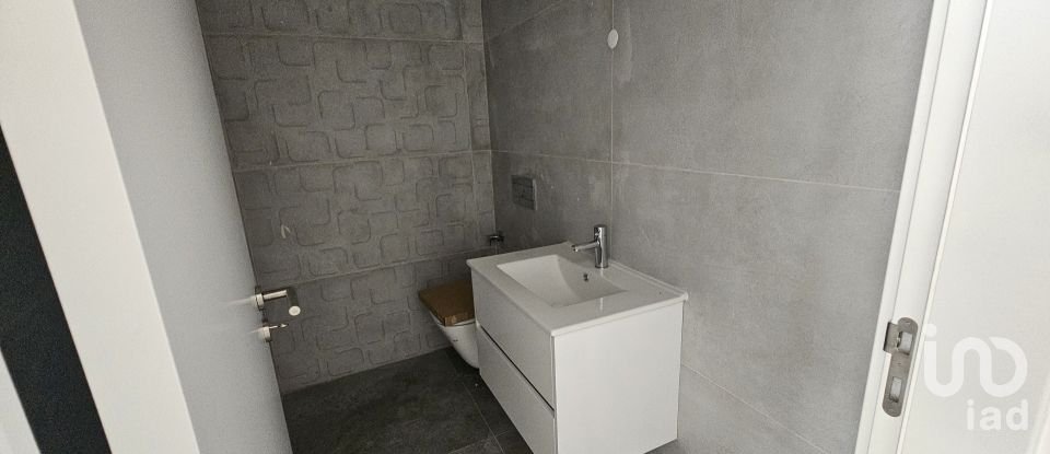 Casa / moradia T4 em Azeitão (São Lourenço e São Simão) de 200 m²