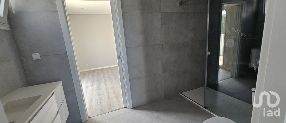 Casa / moradia T4 em Azeitão (São Lourenço e São Simão) de 200 m²