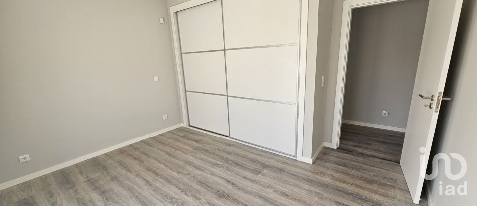 Casa / moradia T4 em Azeitão (São Lourenço e São Simão) de 200 m²