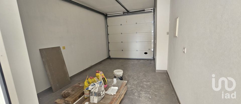 Casa / moradia T4 em Azeitão (São Lourenço e São Simão) de 200 m²