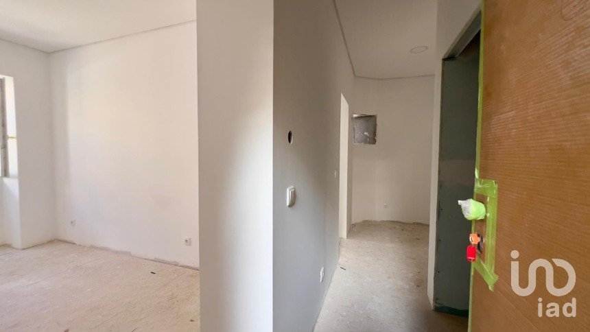 Apartment T1 in Alcântara of 41 m²