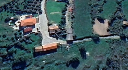 Maison rustique T0 à São João da Fresta de 81 m²