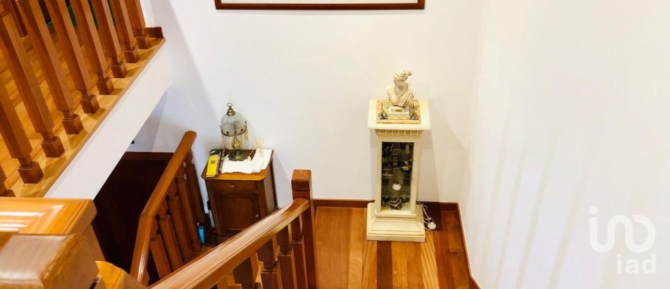 Maison T5 à Silveira de 285 m²