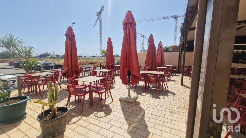 Boutique/Local commercial à Quarteira de 150 m²