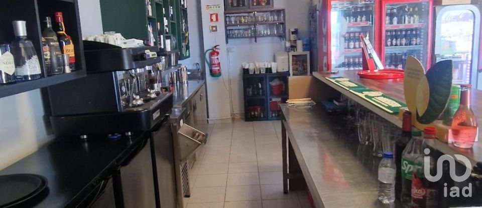 Boutique/Local commercial à Quarteira de 150 m²