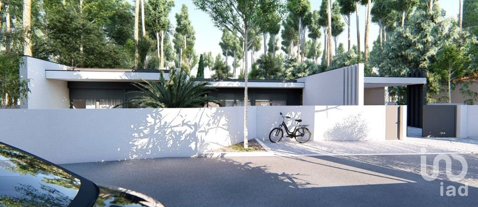 Terreno urbano em Chafé de 1 356 m²