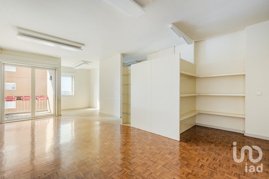 Apartment T2 in Cedofeita, Santo Ildefonso, Sé, Miragaia, São Nicolau e Vitória of 96 m²