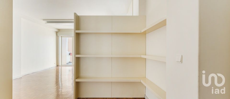 Apartment T2 in Cedofeita, Santo Ildefonso, Sé, Miragaia, São Nicolau e Vitória of 96 m²