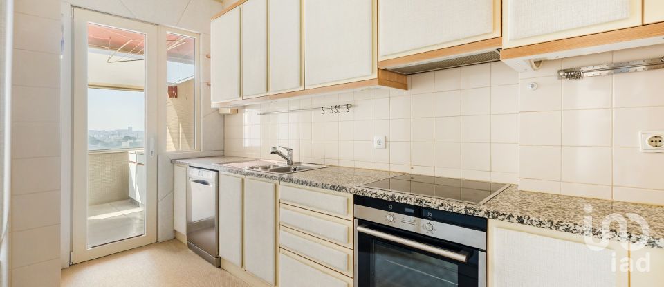 Apartment T2 in Cedofeita, Santo Ildefonso, Sé, Miragaia, São Nicolau e Vitória of 96 m²