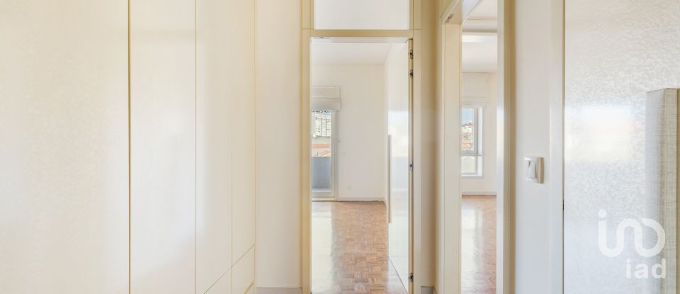 Apartment T2 in Cedofeita, Santo Ildefonso, Sé, Miragaia, São Nicolau e Vitória of 96 m²