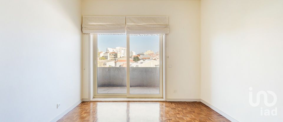 Apartment T2 in Cedofeita, Santo Ildefonso, Sé, Miragaia, São Nicolau e Vitória of 96 m²