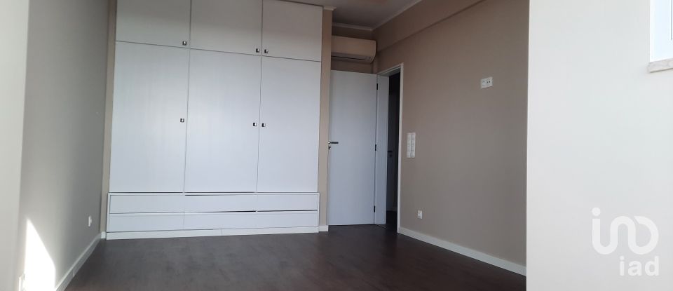 Apartment T4 in Cascais e Estoril of 159 m²