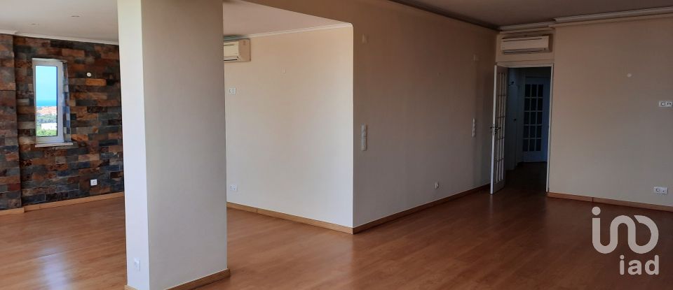 Apartment T4 in Cascais e Estoril of 159 m²