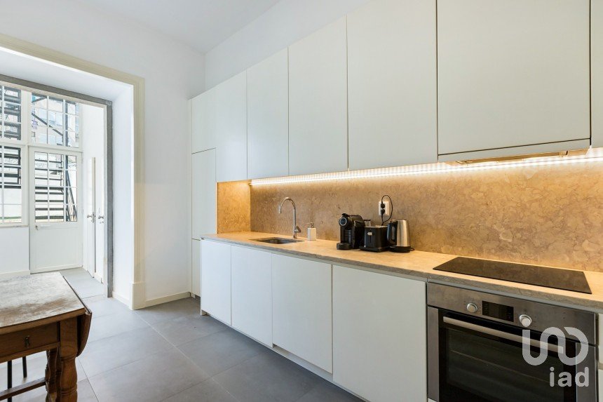 Apartment T2 in Avenidas Novas of 123 m²