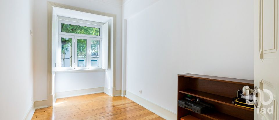 Apartment T2 in Avenidas Novas of 123 m²