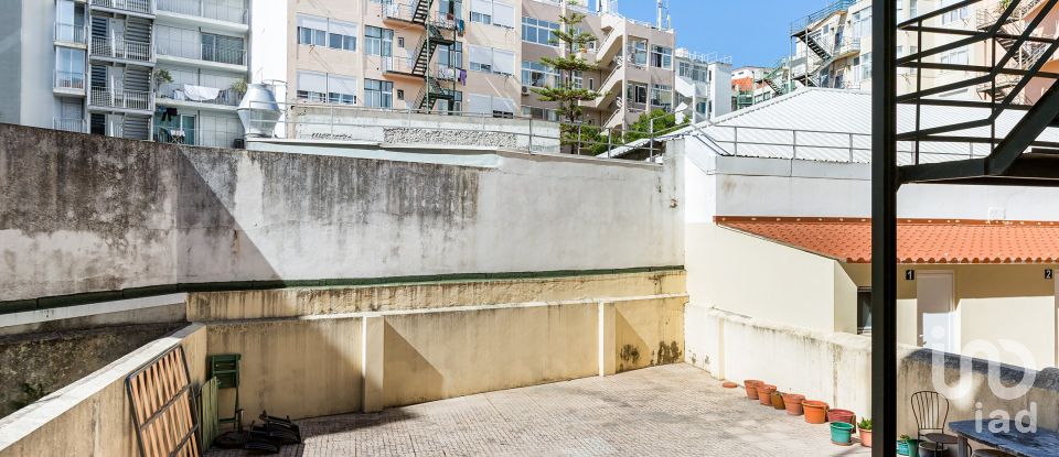 Apartment T2 in Avenidas Novas of 123 m²