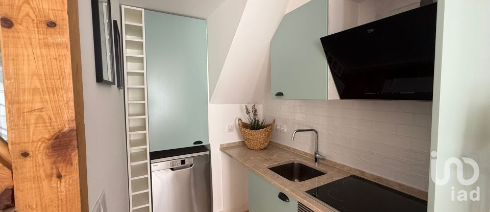 Apartment T0 in Santa Maria Maior of 36 m²