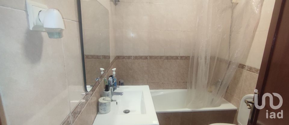 Appartement T2 à Quinta do Conde de 85 m²