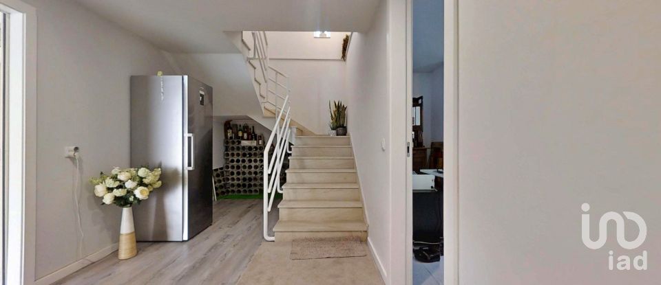 Maison T4 à Vilaça e Fradelos de 394 m²