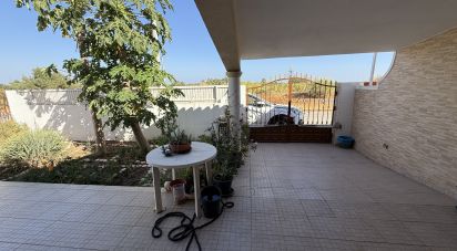 Maison T3 à Alcantarilha e Pêra de 186 m²