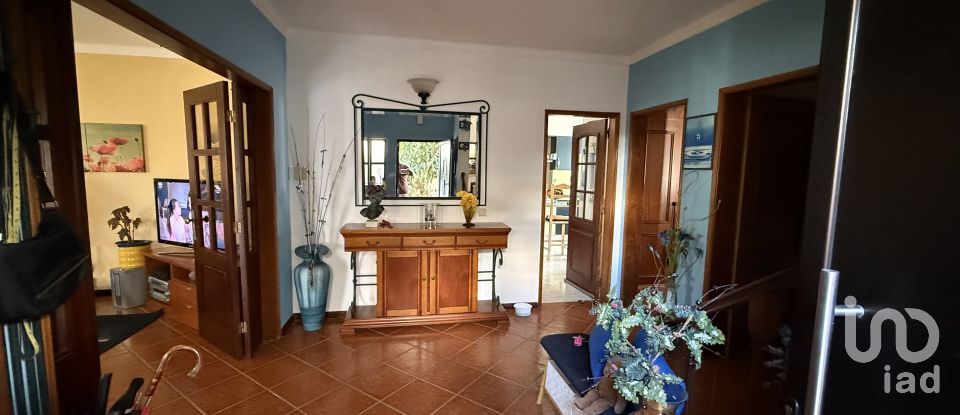 Moradia T3 em Alcantarilha e Pêra de 186 m²