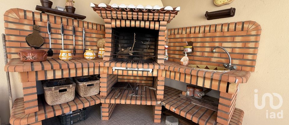 Moradia T3 em Alcantarilha e Pêra de 186 m²