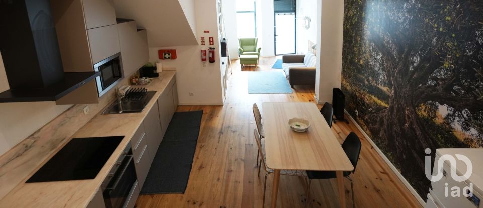 Maison de ville T5 à Glória E Vera Cruz de 218 m²