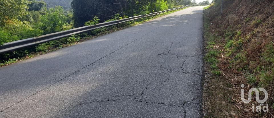 Terreno em Dossãos de 1 740 m²