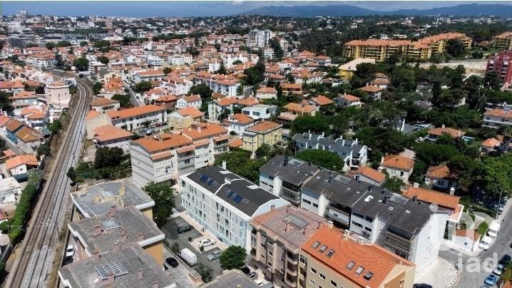 Apartment T4 in Cascais e Estoril of 198 m²