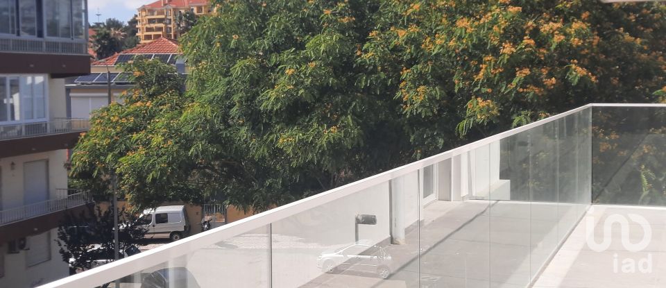 Apartment T4 in Cascais e Estoril of 198 m²