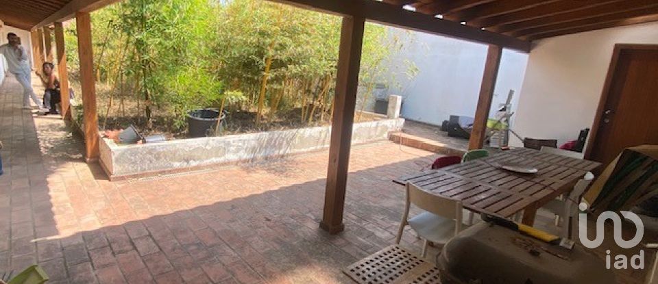 House T5 in Longueira/Almograve of 150 m²